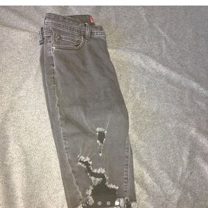GUESS SHORTS🔥